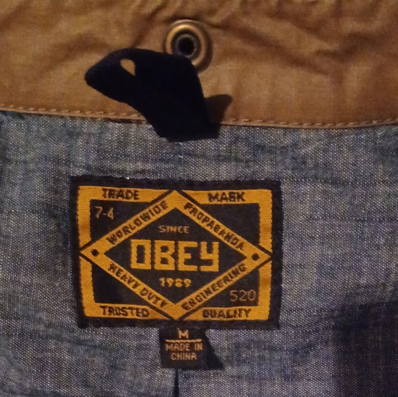 OBEY propaganda rain jacket - Picture 5 of 8